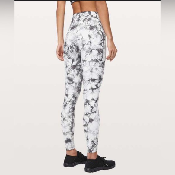 Lululemon Wunder Under High Rise Legging Shibori Tie Dye black white gray, sz 8 - Picture 1 of 12